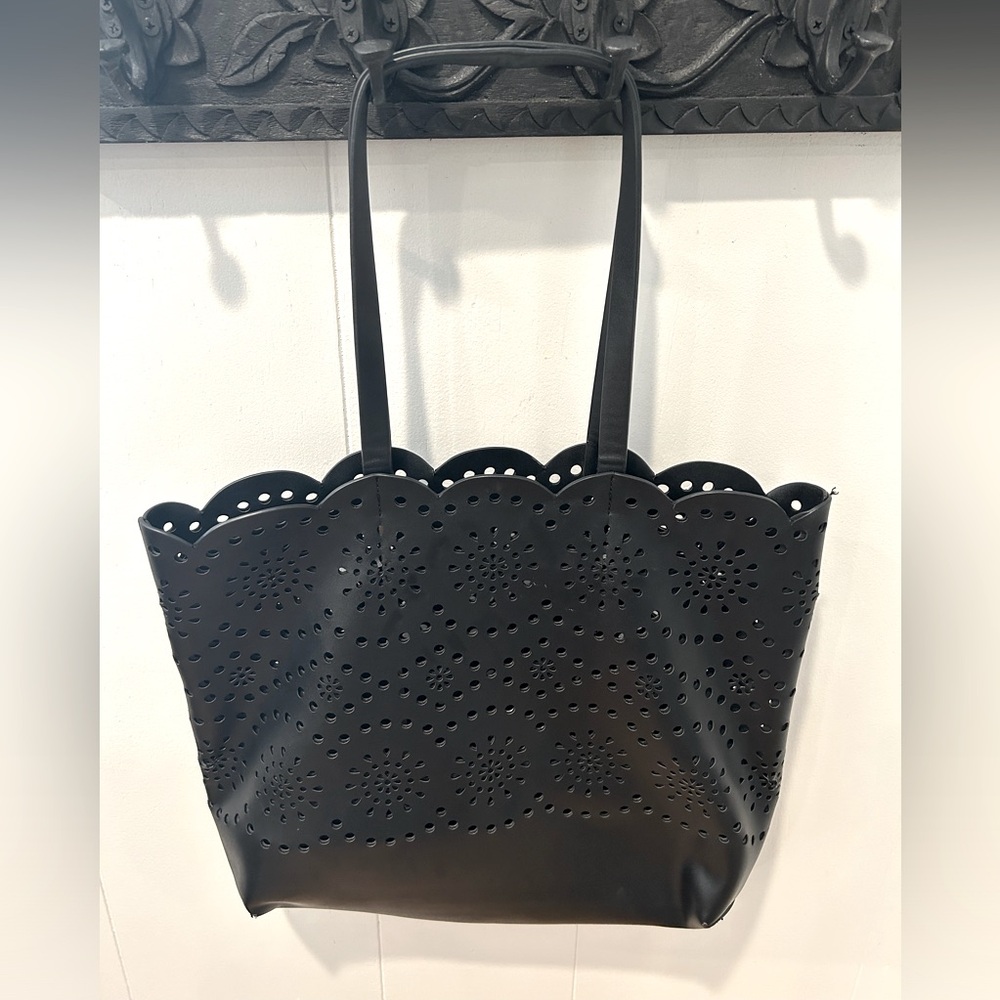 Chelsea 28 Tote